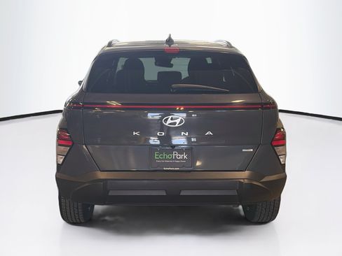 Used 2024 Hyundai Kona SEL AWD/4WD image 7