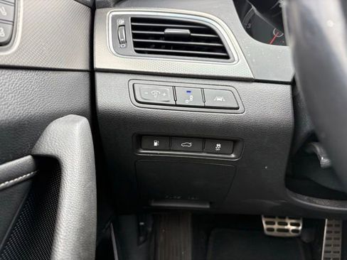 Used 2015 Hyundai Sonata Limited 2.0T image 29