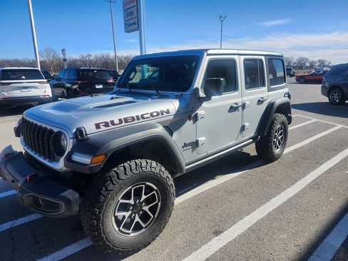 Used 2024 Jeep Wrangler Unlimited Rubicon image 1