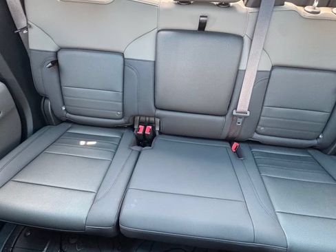 Used 2024 GMC Hummer EV 3X AWD/4WD image 30