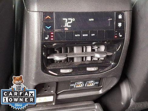 Used 2023 Jeep Grand Cherokee L Limited w/ Trailer Tow Group (B) image 12