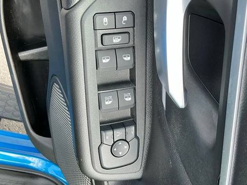 Used 2025 RAM 1500 Big Horn RWD image 23