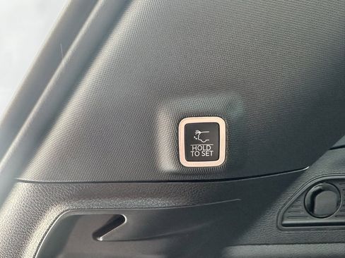 New 2026 Jeep Grand Cherokee Limited image 17