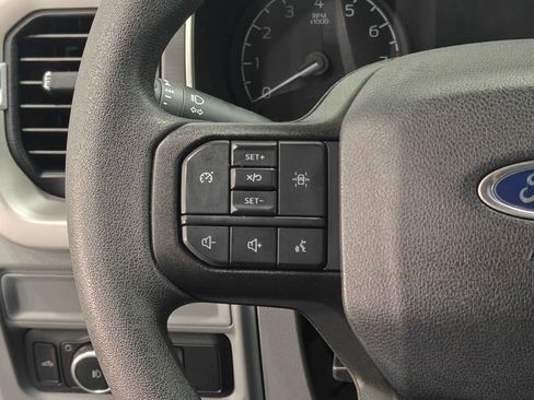 Used 2023 Ford F150 XLT AWD/4WD image 37