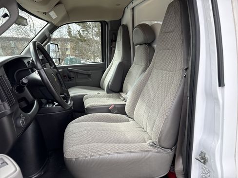 Used 2023 Chevrolet Express 3500 w/ Power Convenience Package image 16