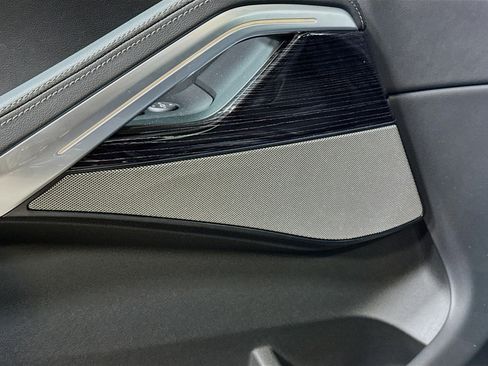 New 2026 BMW X6 xDrive40i w/ Executive Package image 23