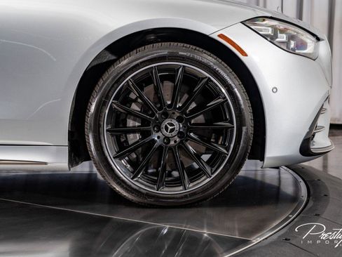 Used 2025 Mercedes-Benz S 580 4MATIC Sedan image 22