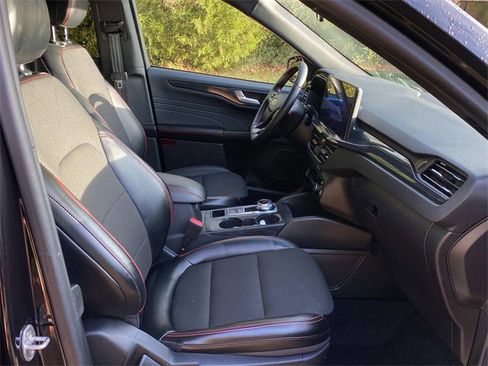 Used 2024 Ford Escape ST-Line w/ Tech Pack #1 image 36