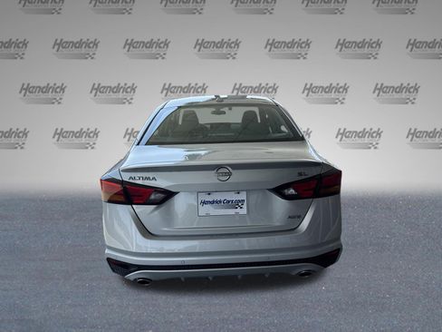 Used 2025 Nissan Altima 2.5 SL AWD/4WD image 8
