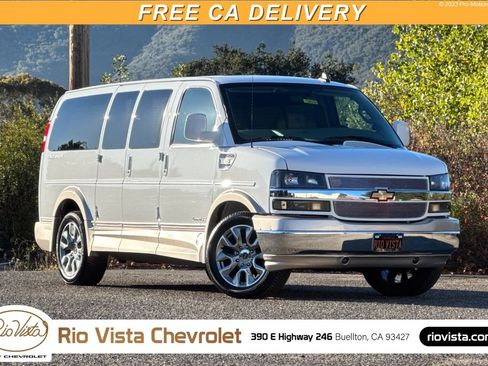 Used 2023 Chevrolet Express 2500 RWD image 1