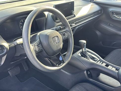 Certified 2023 Honda HR-V LX image 26