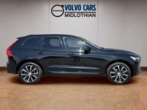 Used 2024 Volvo XC60 B5 Plus w/ Protection Package Premier AWD/4WD image 18