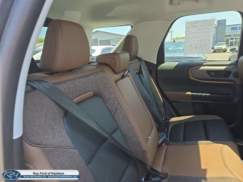 Certified 2025 Ford Bronco Sport Outer Banks w/ Outer Banks Tech Package+ AWD/4WD image 53