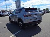 Used 2022 Jeep Compass Limited image 2