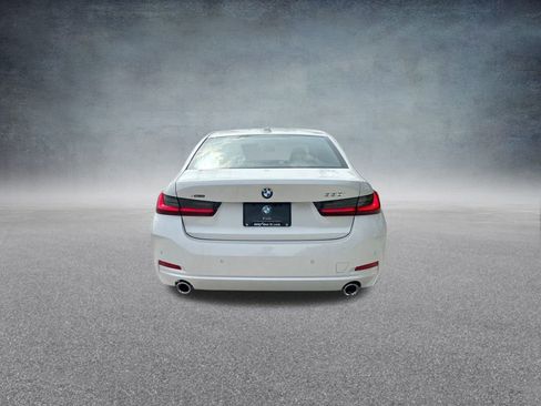 Used 2025 BMW 330i xDrive 330i xDrive w/ Premium Package image 8