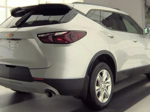 Used 2019 Chevrolet Blazer LT AWD/4WD image 3