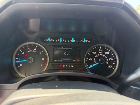 Used 2019 Ford F150 XLT w/ Equipment Group 302A Luxury AWD/4WD image 2