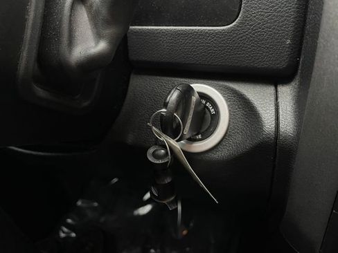 Used 2018 RAM 2500 Tradesman w/ Chrome Appearance Group image 18