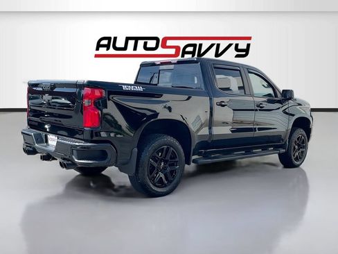 Used 2024 Chevrolet Silverado 1500 LT Trail Boss w/ Convenience Package II AWD/4WD image 7