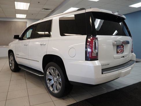 Used 2018 GMC Yukon Denali image 12