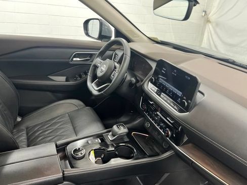Used 2023 Nissan Rogue Platinum w/ Platinum Premium Package AWD/4WD image 26