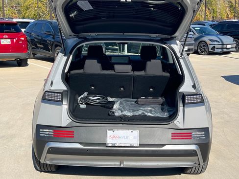 New 2026 Hyundai Ioniq 5 SE image 14