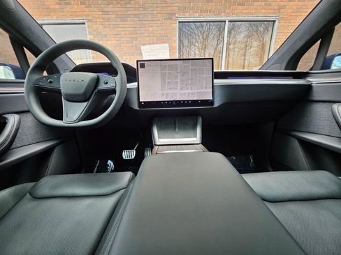 Used 2023 Tesla Model X AWD/4WD image 39