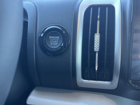 New 2025 Ford Expedition Max Active image 5