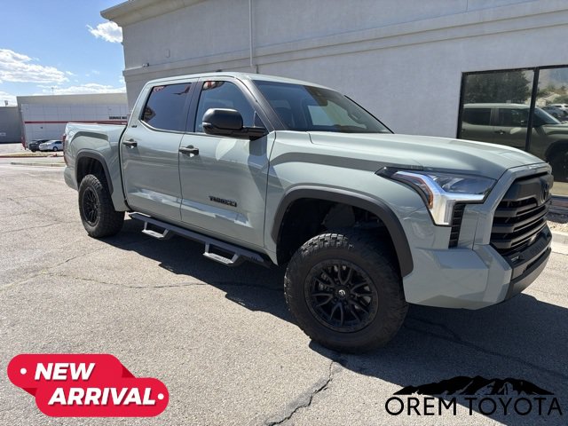 Used 2024 Toyota Tundra SR5 w/ SR5 Convenience Package AWD/4WD image 6
