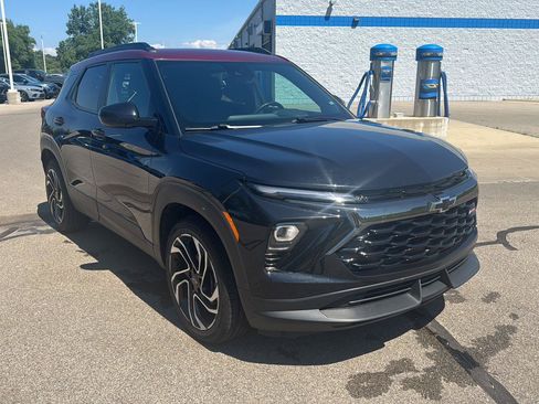 Used 2024 Chevrolet TrailBlazer RS FWD image 7