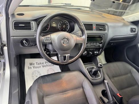 Used 2012 Volkswagen Jetta SE image 33