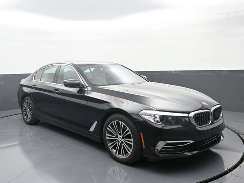 Used 2019 BMW 530i RWD image 3