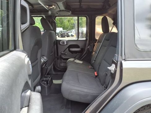 Used 2020 Jeep Wrangler Unlimited Sport AWD/4WD image 29