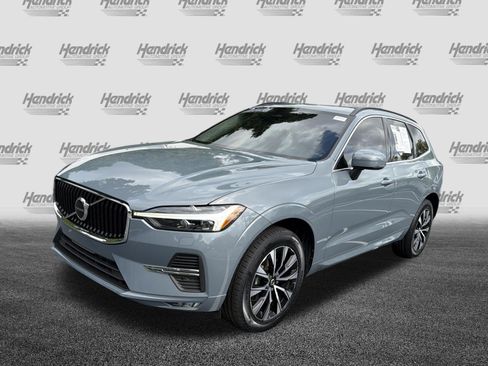 Used 2023 Volvo XC60 B5 Core w/ Climate Package FWD image 5