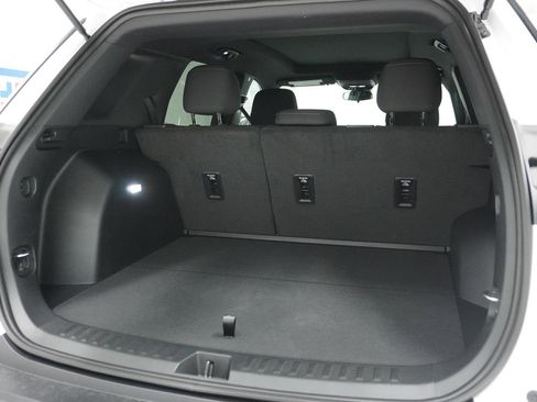 New 2026 Chevrolet Equinox LT image 7