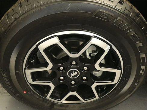 New 2026 Ford Bronco Outer Banks image 15