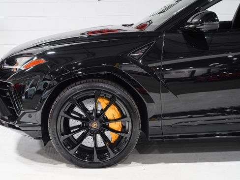 Used 2024 Lamborghini Urus S AWD/4WD image 34