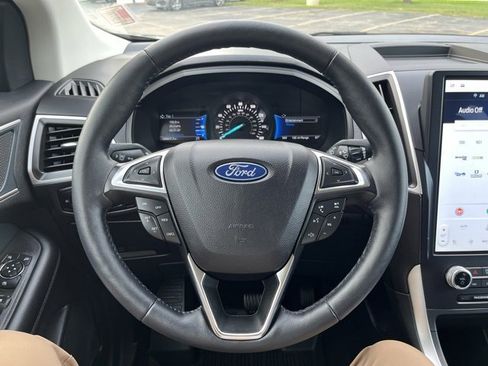 Certified 2024 Ford Edge SEL w/ Sport Appearance Package image 13