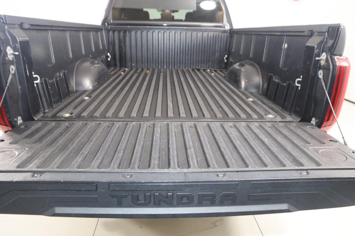 Used 2022 Toyota Tundra SR5 AWD/4WD image 40