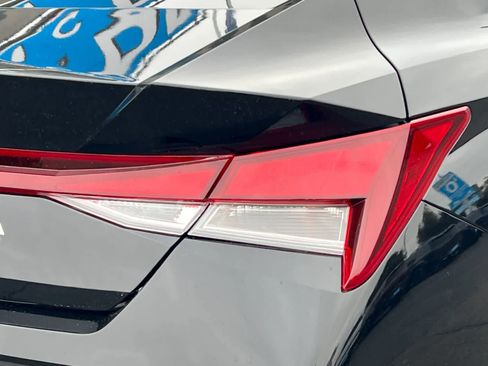 New 2026 Hyundai Elantra SE FWD image 24