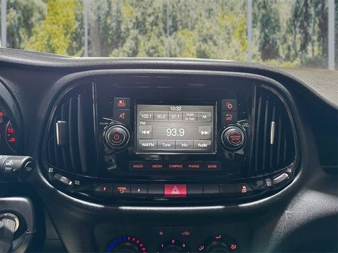 Used 2018 RAM ProMaster City Tradesman FWD image 16