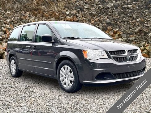 Used 2015 Dodge Grand Caravan American Value Package w/ UConnect Hands-Free Group FWD image 9