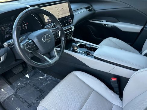Used 2023 Lexus RX 350 Premium Plus w/ Accessory Package (Z1) FWD image 4