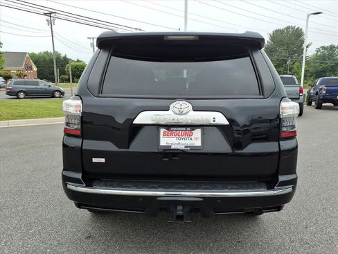 Used 2023 Toyota 4Runner Limited AWD/4WD image 11