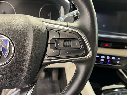 Used 2023 Buick Envision Preferred image 19