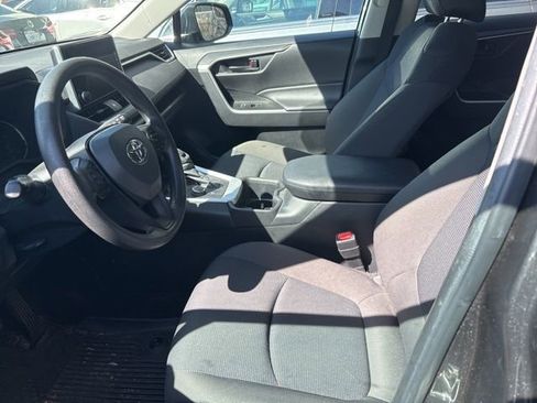 Used 2023 Toyota RAV4 LE image 7