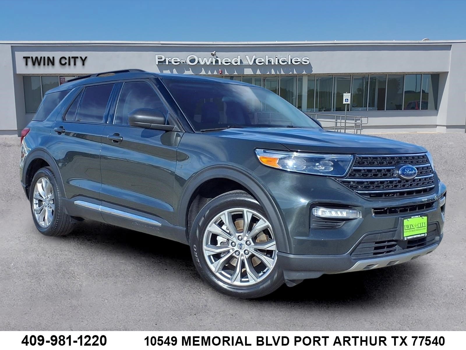 Used 2023 Ford Explorer XLT w/ Equipment Group 202A RWD image 1