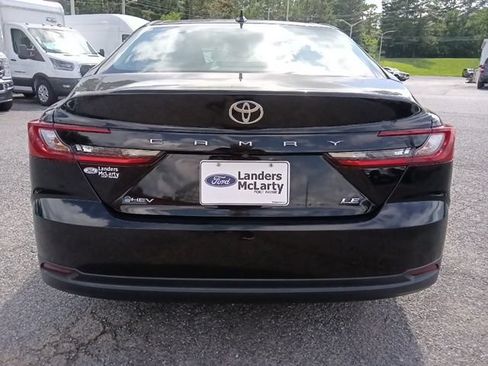 Used 2025 Toyota Camry LE FWD image 4