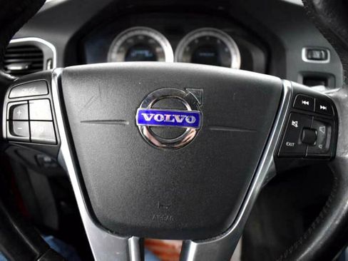Used 2012 Volvo S60 T5 image 17