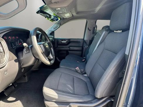 Used 2020 Chevrolet Silverado 1500 Custom w/ Custom Value Package RWD image 11